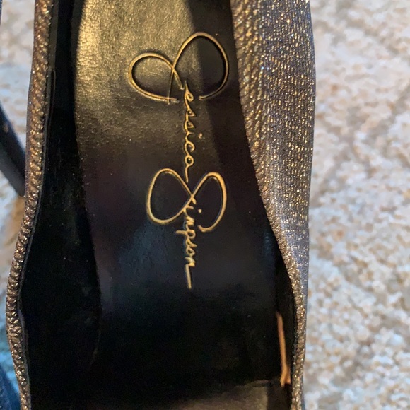 Jessica Simpson shoes - Picture 2 of 4